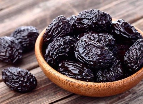تصویر 2 از قیمت خرید آلو خشک سیاه + فروش ویژه